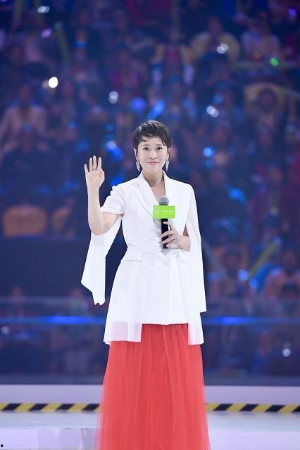 娱乐圈吃瓜四字艺人,揭秘四字艺人的瓜田秘闻